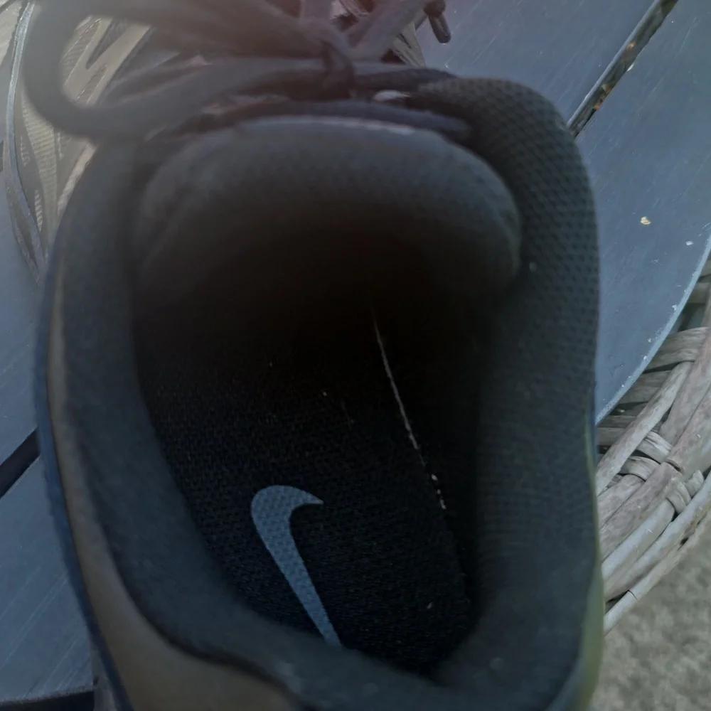 Nike Reax Black Running Sneakers - Picture 5 of 7
